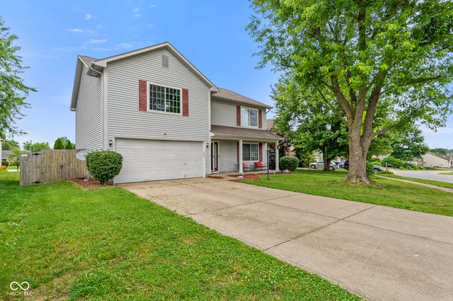4620 Driftwood Lane, Greenwood, IN 46143