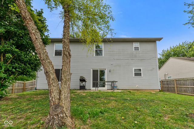 4620 Driftwood Lane, Greenwood, IN 46143