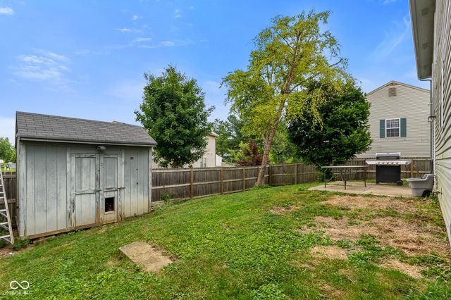 4620 Driftwood Lane, Greenwood, IN 46143
