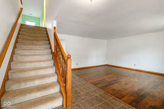 4620 Driftwood Lane, Greenwood, IN 46143
