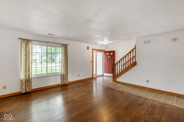 4620 Driftwood Lane, Greenwood, IN 46143