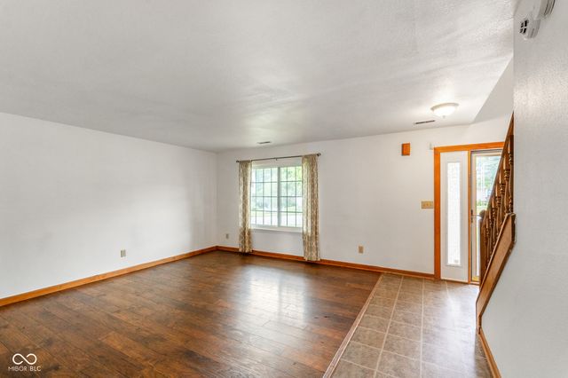 4620 Driftwood Lane, Greenwood, IN 46143