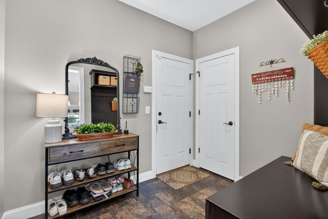 5882 Vanderginst Court, Bettendorf, IA 52722