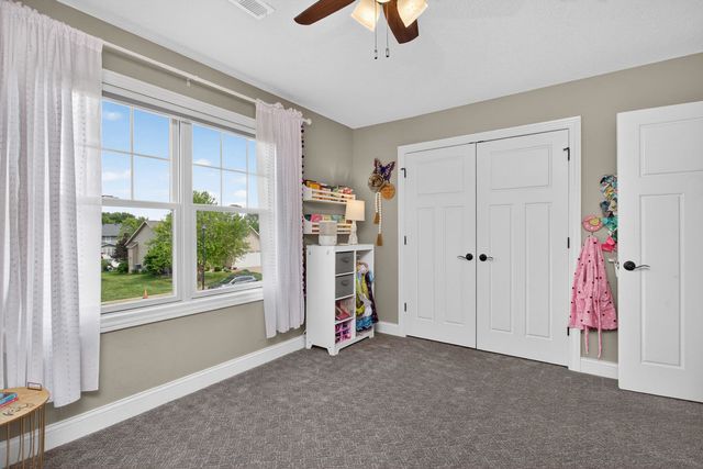 5882 Vanderginst Court, Bettendorf, IA 52722