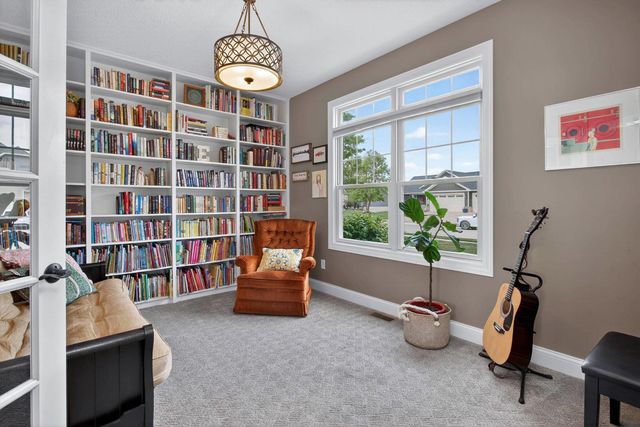5882 Vanderginst Court, Bettendorf, IA 52722