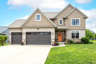 5882 Vanderginst Court, Bettendorf, IA 52722