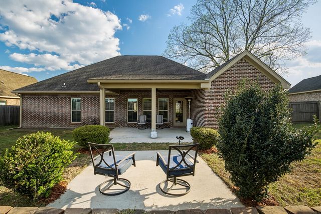 85 Coastal Oak, Hattiesburg, MS 39402