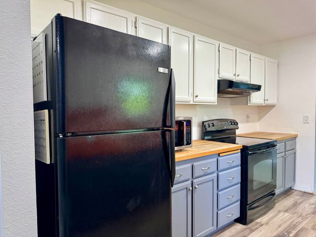3803 TANADA ROAD, North Pole, AK 99705