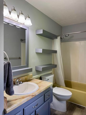 3803 TANADA ROAD, North Pole, AK 99705