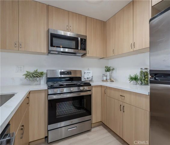 10531 S Lakeside Drive South B, Garden Grove, CA 92840