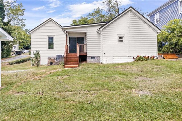 95 Spring ST, Rocky Mount, VA 24151