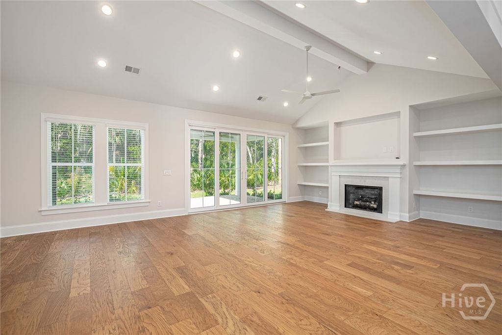 Image 11 of property listing at 118 Grand Harbor Circle, Savannah, GA 31411