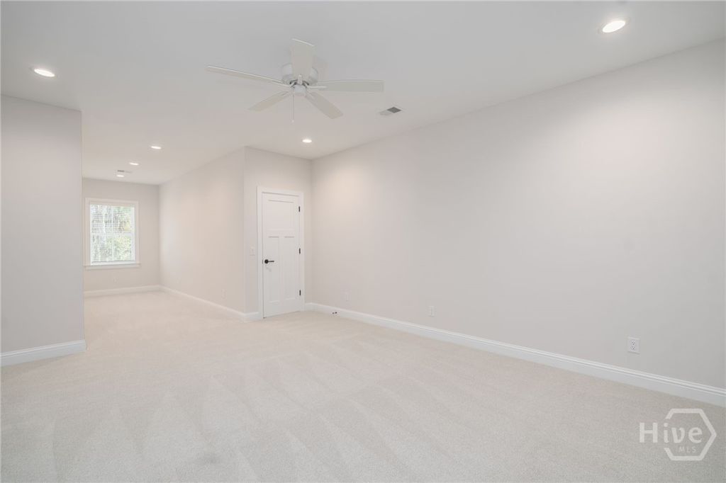 Image 31 of property listing at 118 Grand Harbor Circle, Savannah, GA 31411