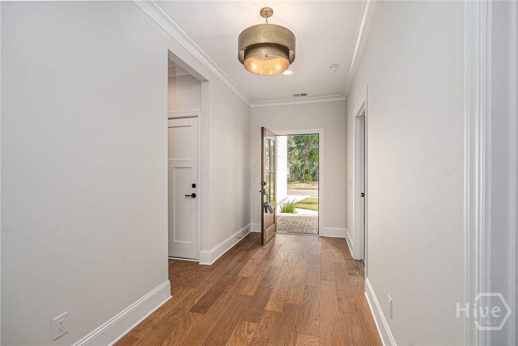 Image 5 of property listing at 118 Grand Harbor Circle, Savannah, GA 31411