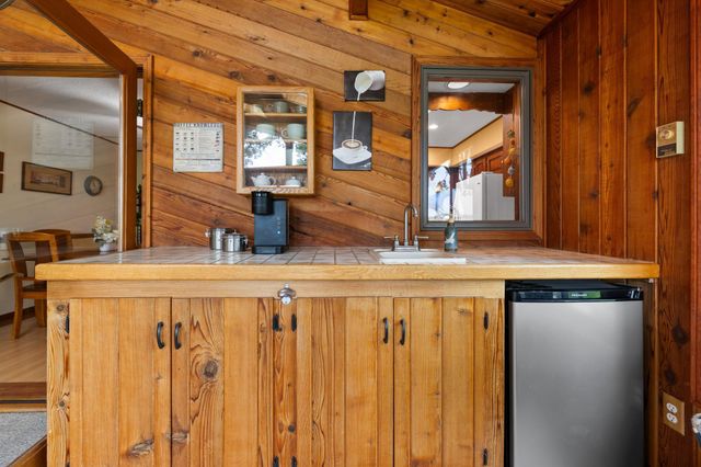 282 Croixview Drive S, Afton, MN 55001