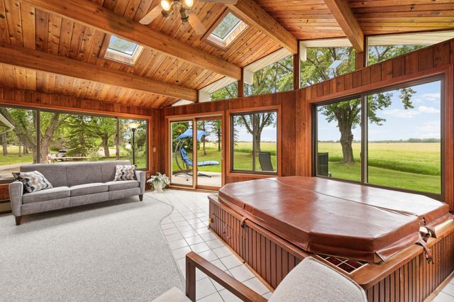 282 Croixview Drive S, Afton, MN 55001