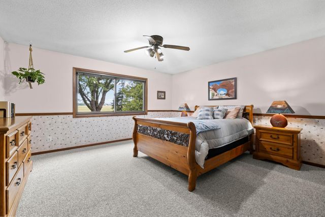 282 Croixview Drive S, Afton, MN 55001
