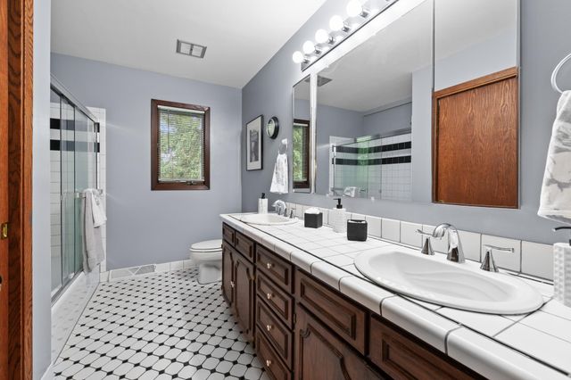 282 Croixview Drive S, Afton, MN 55001