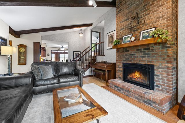 282 Croixview Drive S, Afton, MN 55001
