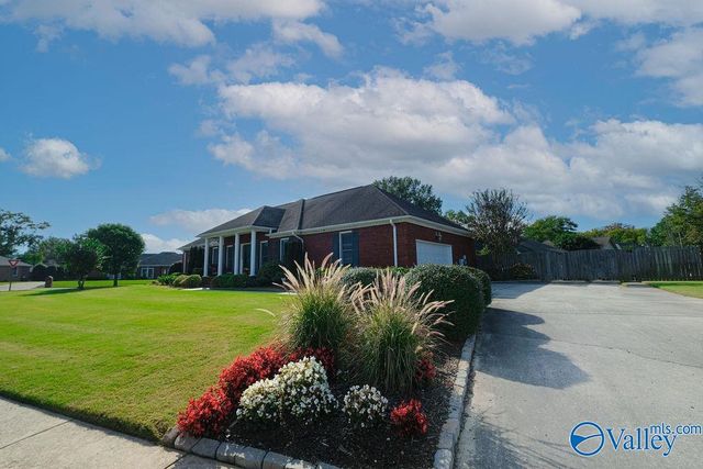 2401 Thornmor Drive SW, Huntsville, AL 35803