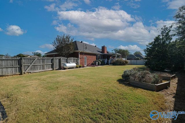 2401 Thornmor Drive SW, Huntsville, AL 35803