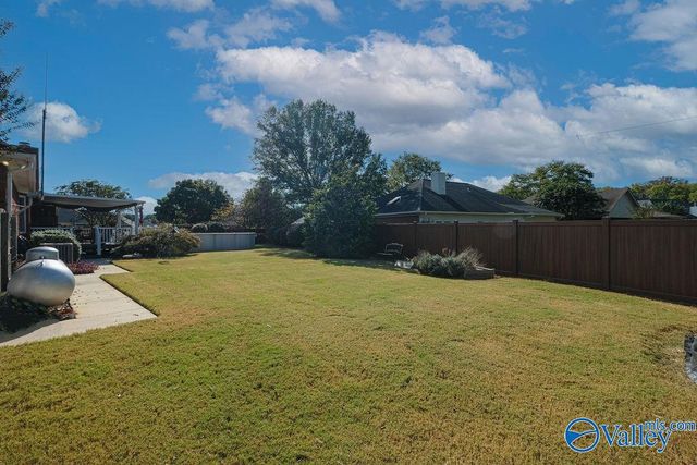 2401 Thornmor Drive SW, Huntsville, AL 35803