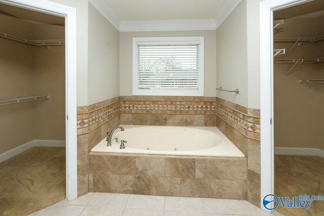 2401 Thornmor Drive SW, Huntsville, AL 35803