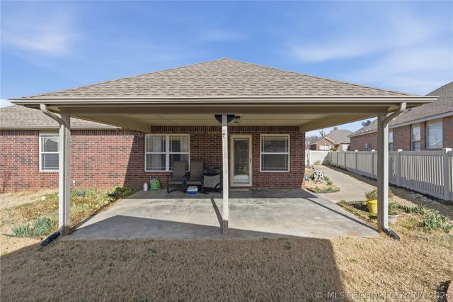 701 E Boston Street, Broken Arrow, OK 74012