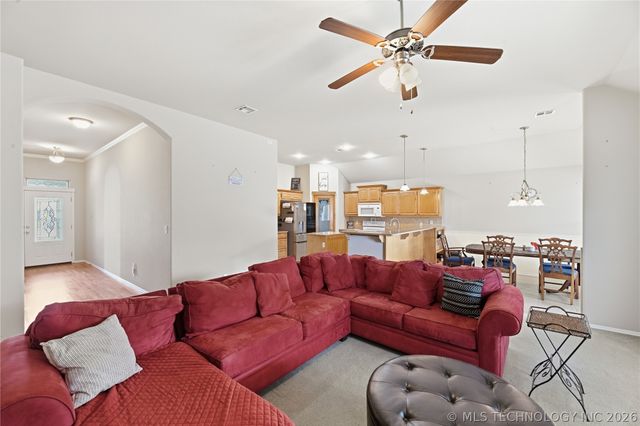 701 E Boston Street, Broken Arrow, OK 74012