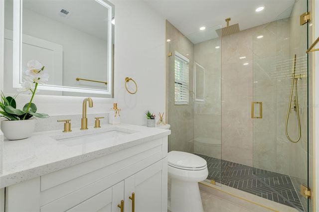 5576 WILLIAMSDALE COURT, Seminole, FL 33772
