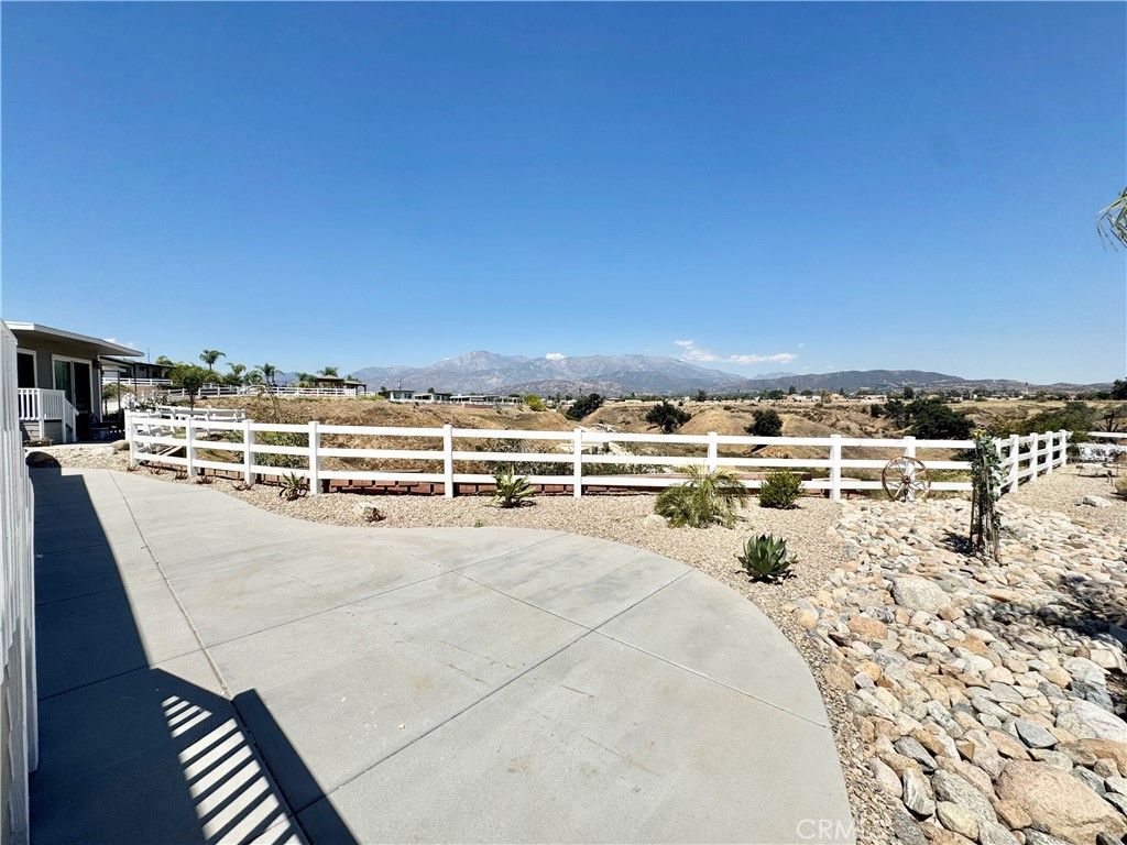 Image 13 of property listing at 1134 Villa Calimesa 16, Calimesa, CA 92320