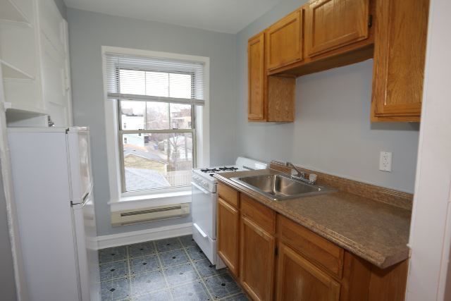 3263 W Wrightwood Avenue 1P, Chicago, IL 60647