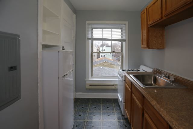 3263 W Wrightwood Avenue 1P, Chicago, IL 60647