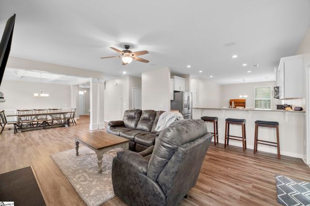326 Avendell Drive, Easley, SC 29642