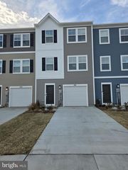 104 KINKADE COURT, Martinsburg, WV 25403