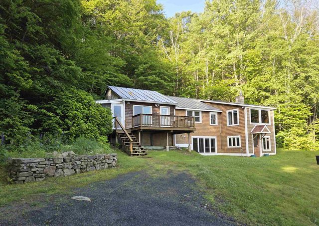 194 Algonquin Road, Enfield, NH 03748