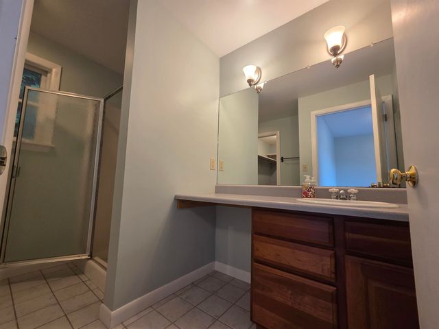 194 Algonquin Road, Enfield, NH 03748