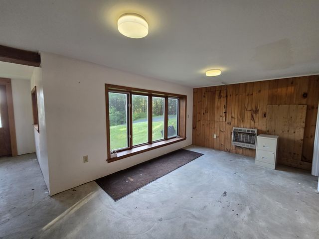 194 Algonquin Road, Enfield, NH 03748