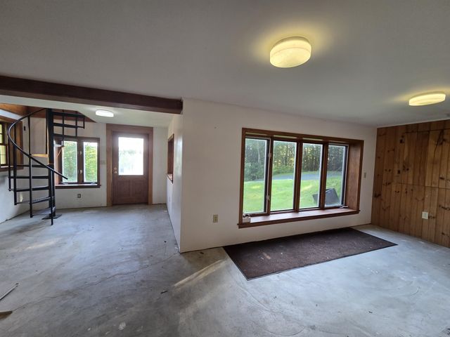 194 Algonquin Road, Enfield, NH 03748