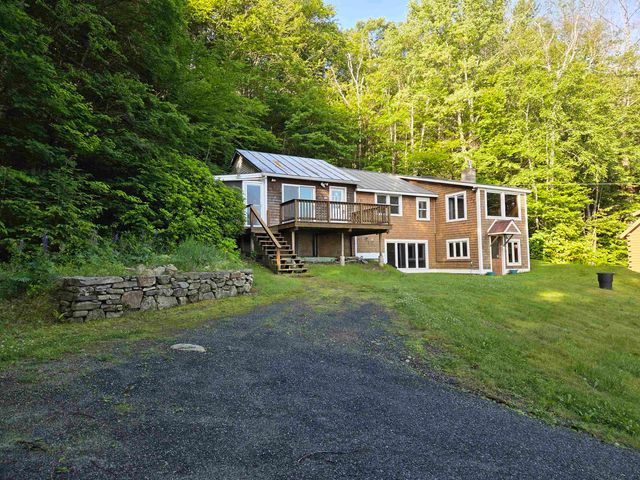 194 Algonquin Road, Enfield, NH 03748