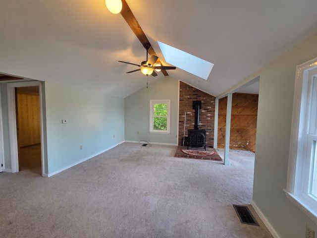 194 Algonquin Road, Enfield, NH 03748