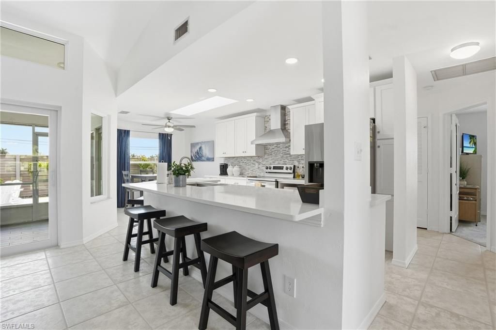 132 Bordeaux CIR, NAPLES, FL 34112 — photo 3
