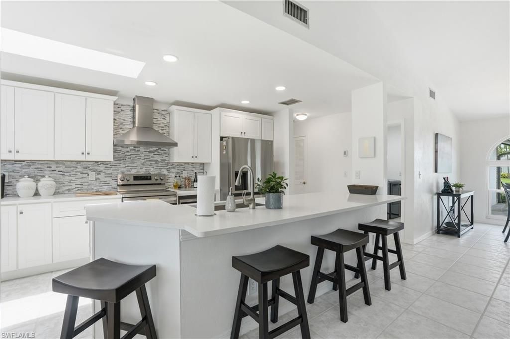 132 Bordeaux CIR, NAPLES, FL 34112 — photo 4