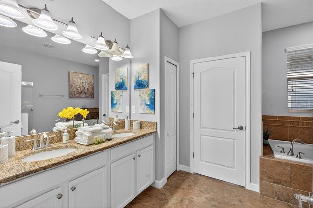 1433 WEXFORD WAY, Davenport, FL 33896