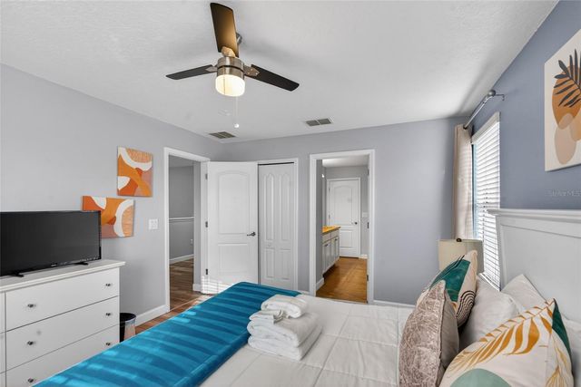 1433 WEXFORD WAY, Davenport, FL 33896