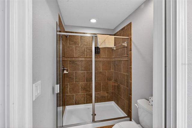 1433 WEXFORD WAY, Davenport, FL 33896