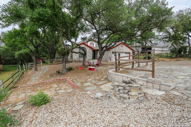 26002 CHOCTAW TRL, San Antonio, TX 78260