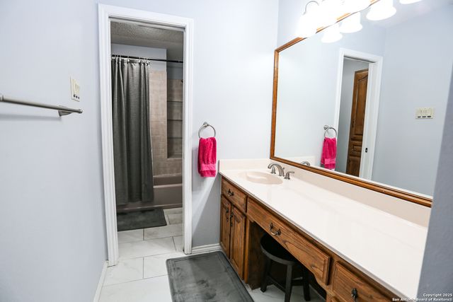 26002 CHOCTAW TRL, San Antonio, TX 78260