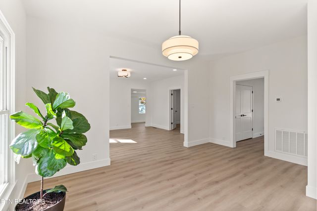 5936 grove Drive, Knoxville, TN 37918