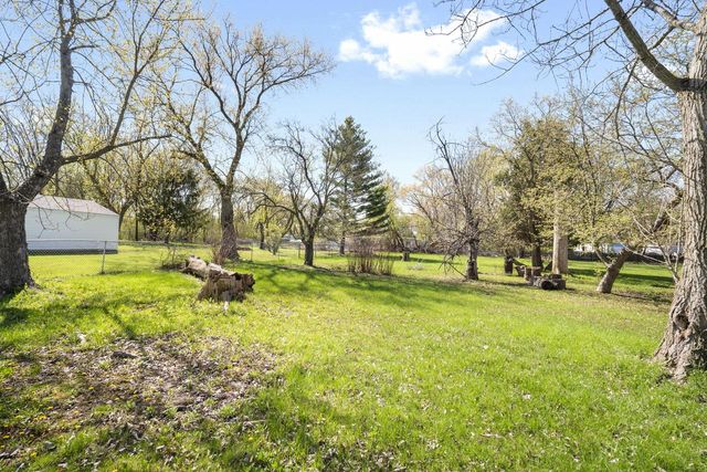 2923 College AVENUE, Milwaukee, WI 53221